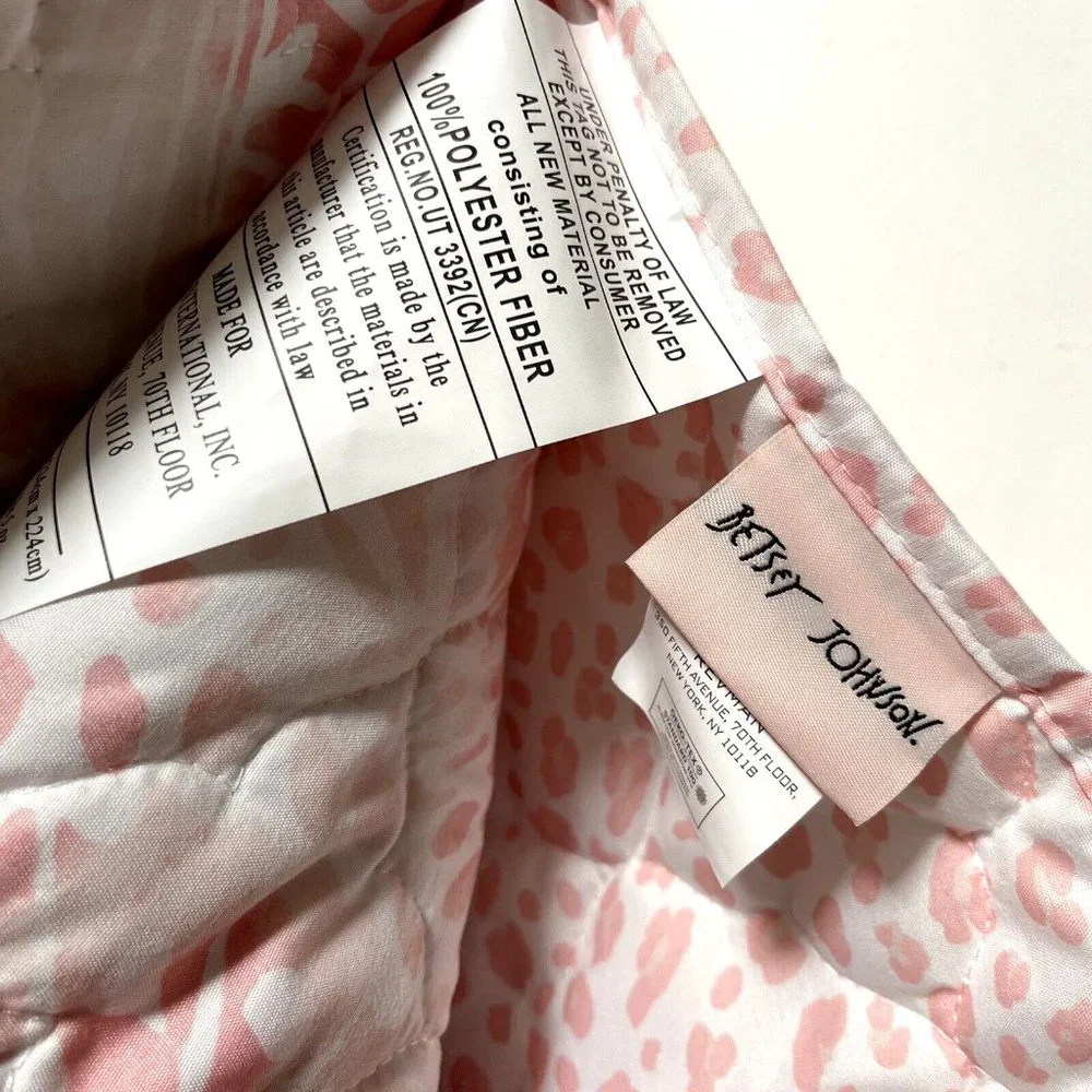 Betsey Johnson 3 Pc Full Queen Quilt Set Pink Floral Ultra Soft NWT 88x88